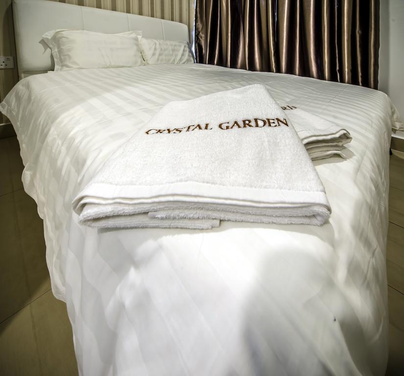 Crystal Garden Hotel - Seri Kembangan Exterior photo